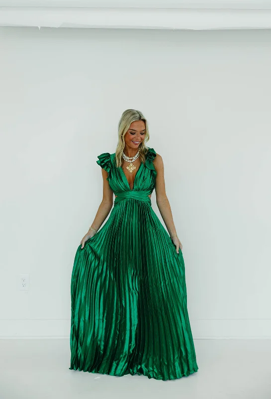 Donna Maxi Dress - Kelly Green Chic Button-Up Maxi Dress